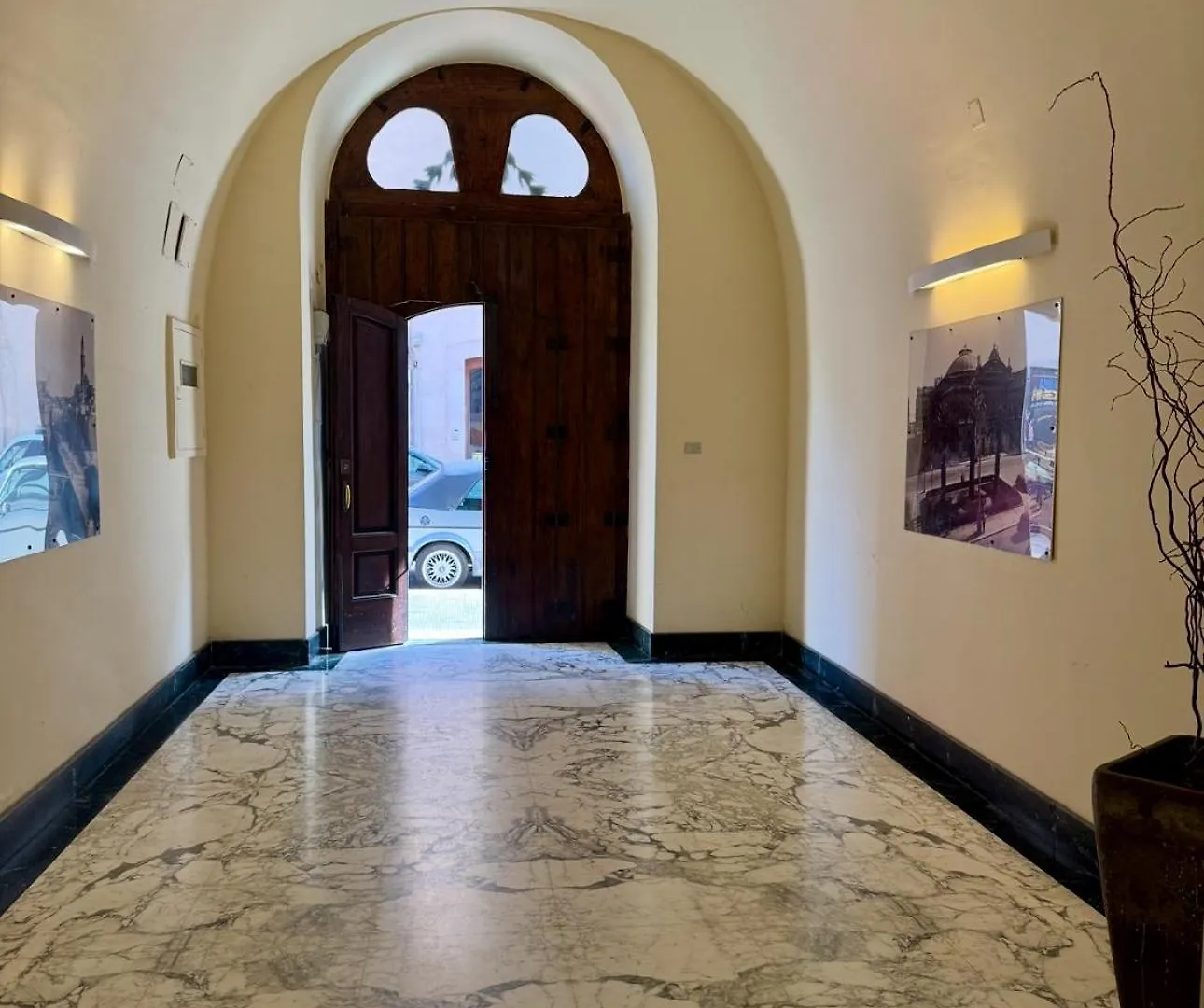 Best Stay-Theatre Suite Apartment Bari Italien